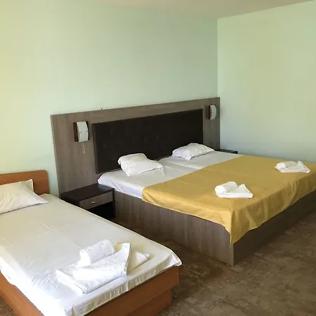 интерхотел бийч 3*