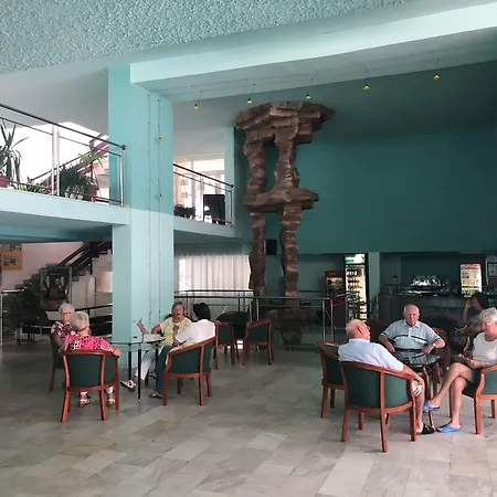 Отель Interhotel