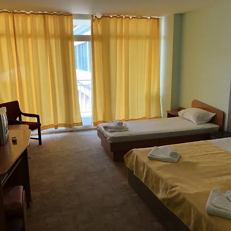 Отель Interhotel